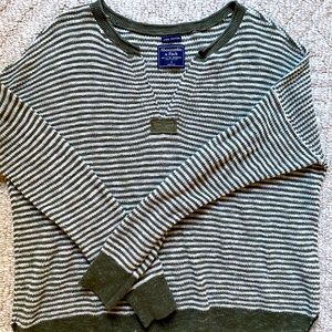 ABERCROMBIE & FITCH women’s size small sweater